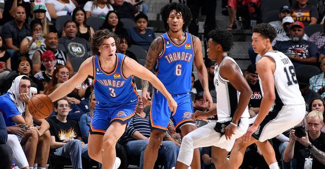 他最坚强的 他最坚强的