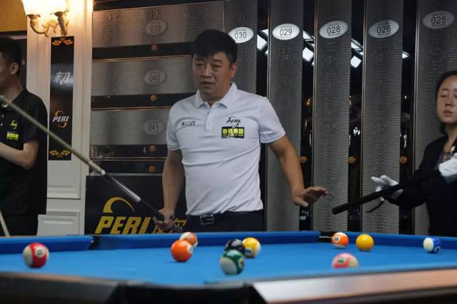 尤其是對他 尤其是對他