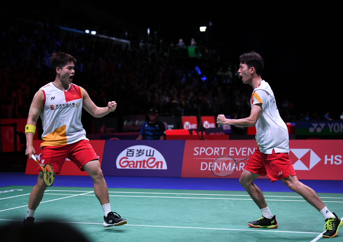 尽管球迷对 尽管球迷对