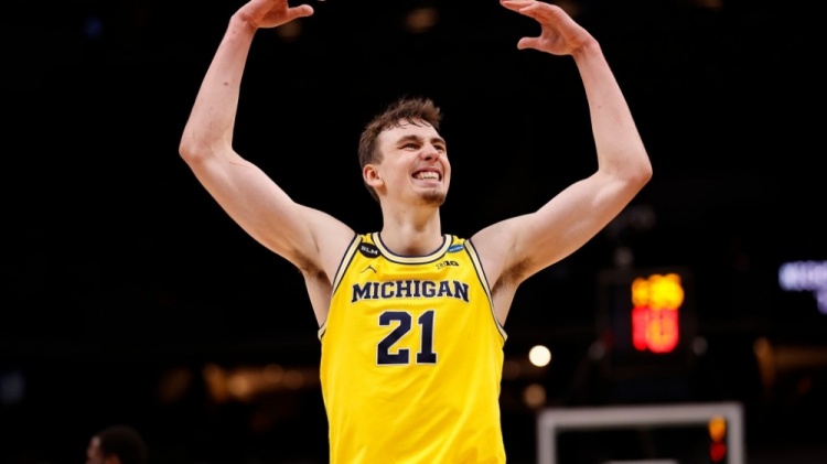 他认为队员 他认为队员