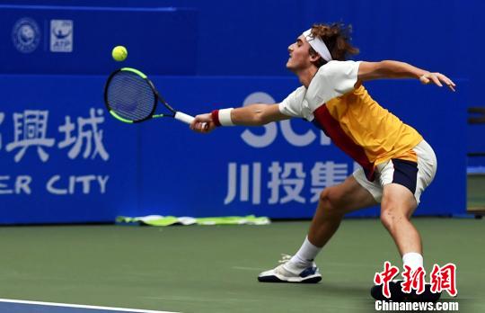 过于自信可 过于自信可