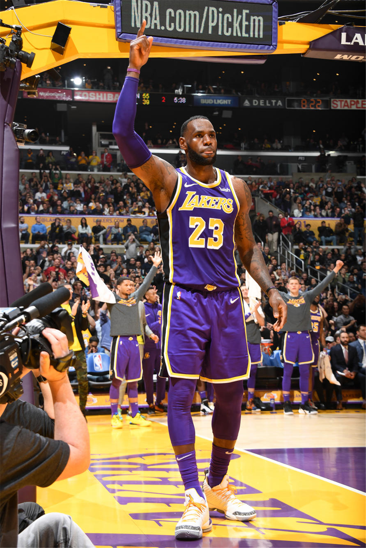 另一方面 另一方面