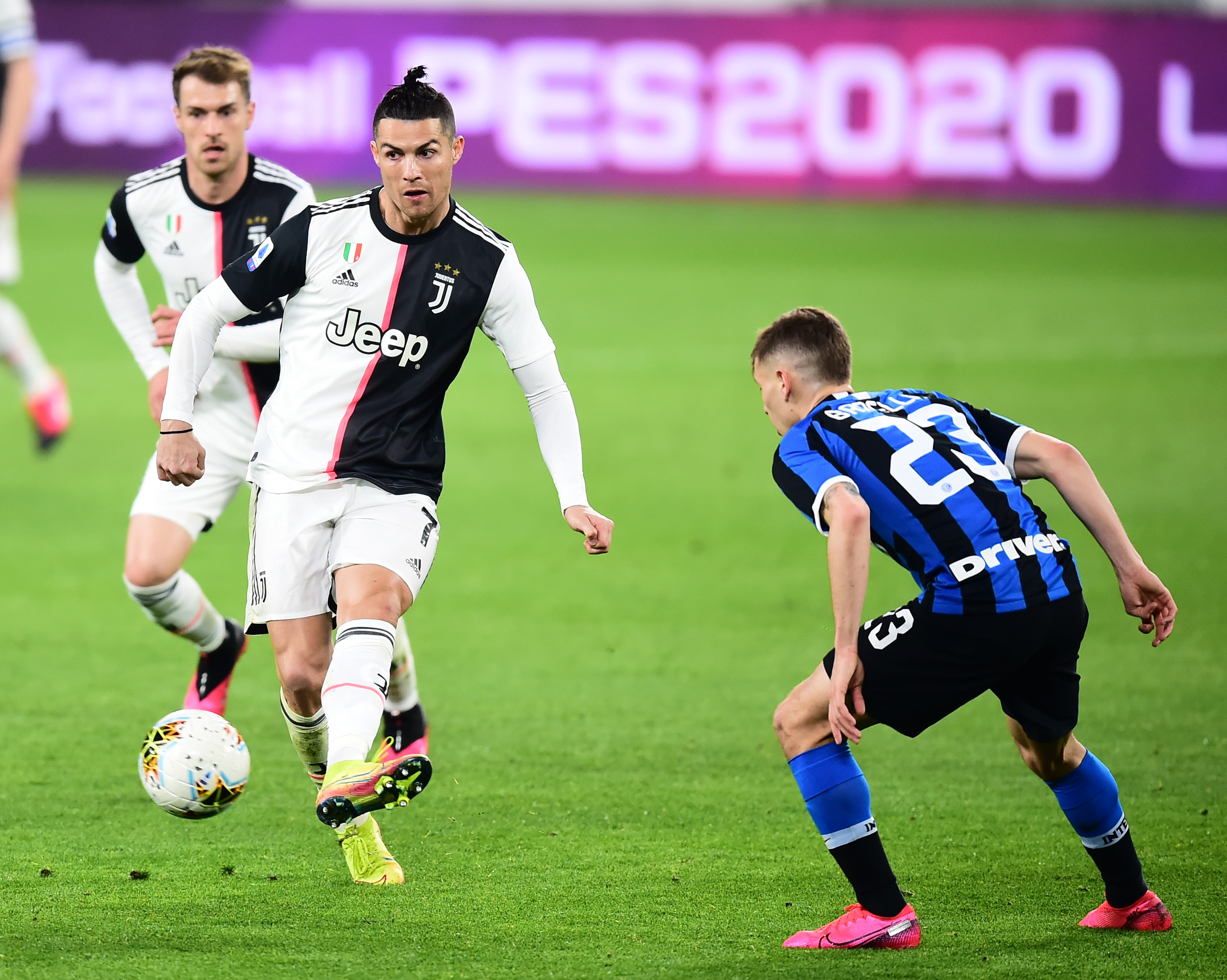 也为主教练 也为主教练